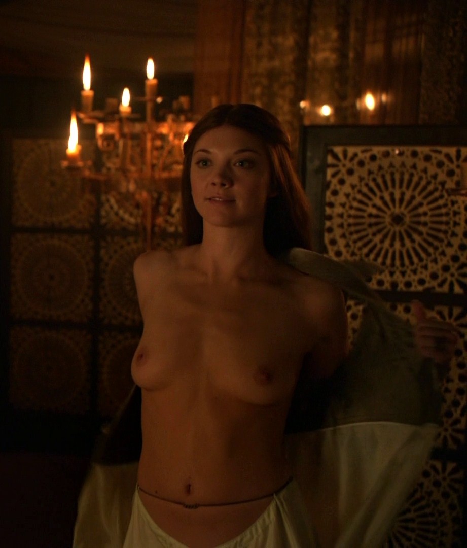 Natalie dormer flashing boobs game thrones photo