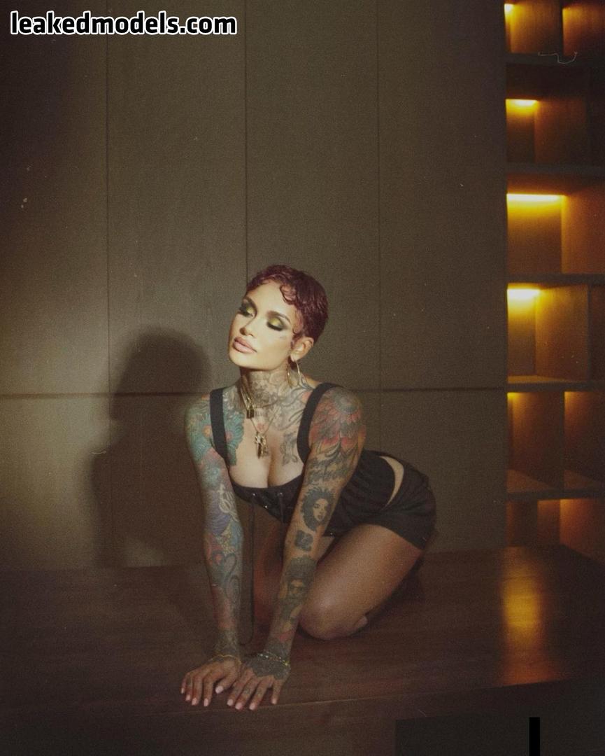 Kehlani Naked 4