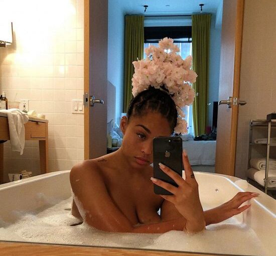 Jordyn Woods Nude & Sexy Pics And LEAKED Sex Tape