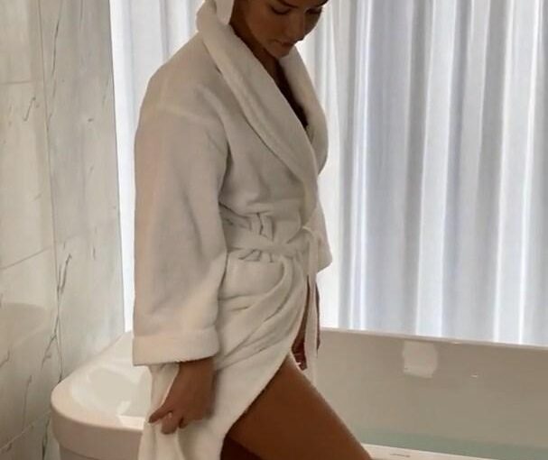 Rachel Cook Nude Bath Robe Strip Video Leaked – Influencers Gonewild