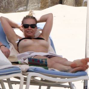 nude chelsea handler topless on the beach
