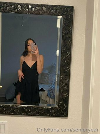 Alexis / Senioryear / Senioryearnetflix Nude Leaks Onlyfans  – Leaked Models