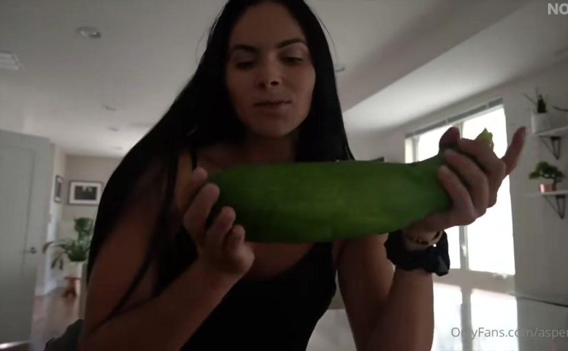Aspen Rae Nude Vegetable Masturbation OnlyFans Video Leaked – Influencers Gonewild