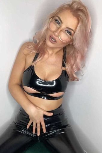 Cutiedaisymay093 / Th_Candyman_ Nude Leaks Onlyfans  – Leaked Models