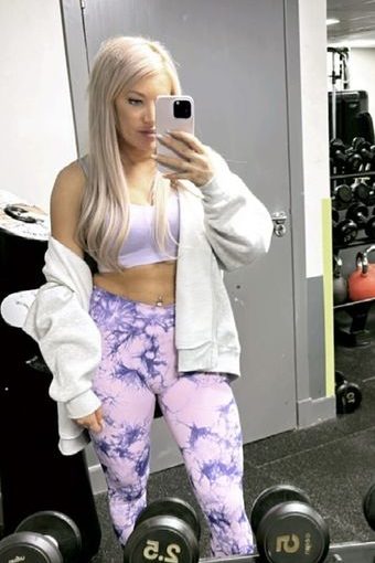 Elise Christie / Former British Olympic Speedskater / Elisechristie / Elisechristielikescake Nude Leaks Onlyfans  – Leaked Models