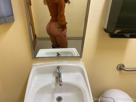 Sammie29_Editzx / Xogabby Nude Leaks Onlyfans  – Leaked Models