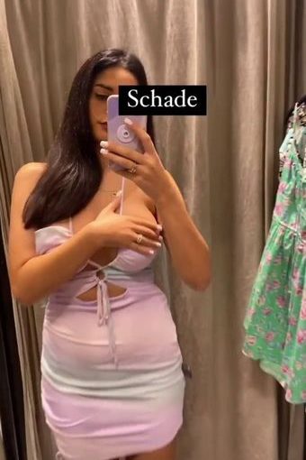 Shirin Azami / Shirinazamii Nude Leaks Onlyfans  – Leaked Models