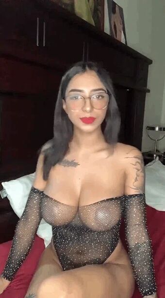 Ashley Marianne Nude Leaks OnlyFans Photo 4