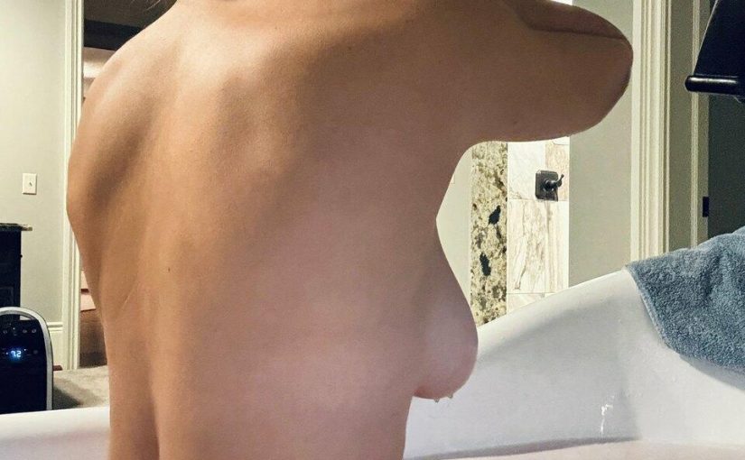 Christina Khalil Nude Bath Nipple Tease Onlyfans Set Leaked – Influencers GoneWild