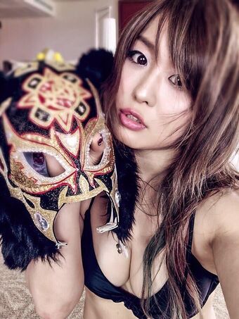 Io Shirai / Iyo Sky / iyoaghedo Nude Leaks OnlyFans  – Leaked Models