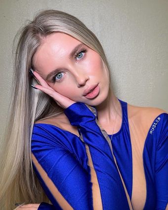 Polina Malinovskaya / Polinamalinovskaya Nude Leaks Onlyfans  – Leaked Models