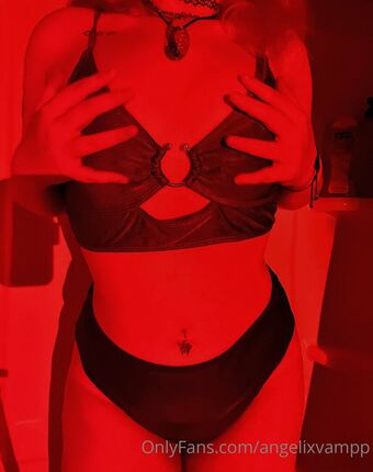 angelixvampp Nude Leaks OnlyFans Photo 14