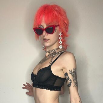 Avalon Valore Nude Leaks OnlyFans Photo 13