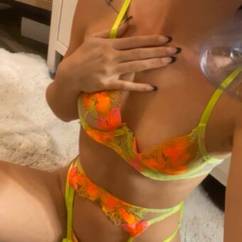 Blondierhi / Risky Rhi / blondierhirhi Nude Leaks OnlyFans  – Leaked Models