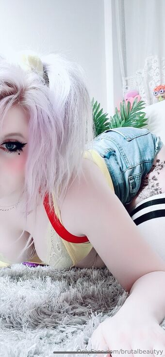 Brutalbeautyy Nude Leaks OnlyFans Photo 5