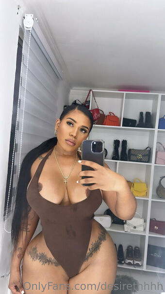 Desirethhhh Nude Leaks OnlyFans Photo 1