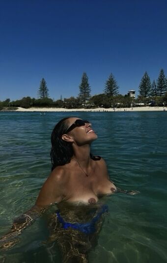 Kenza.peachie Nude Leaks OnlyFans Photo 12