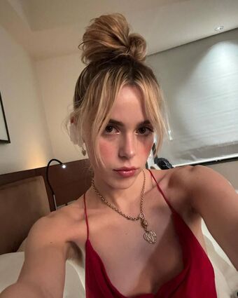 Kiernan-shipka Nude Leaks OnlyFans Photo 179