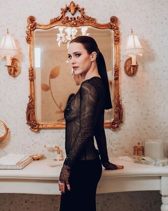 Rachel Brosnahan Nude Leaks OnlyFans Photo 37