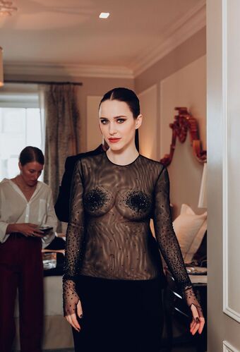 Rachel Brosnahan Nude Leaks OnlyFans Photo 32