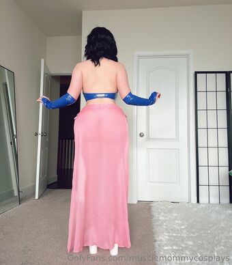musclemommycosplays Nude Leaks OnlyFans Photo 78