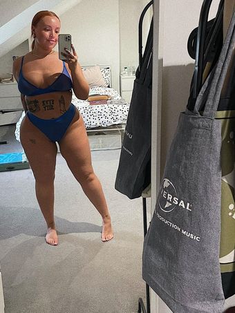 Paradise_megan Nude Leaks OnlyFans Photo 1