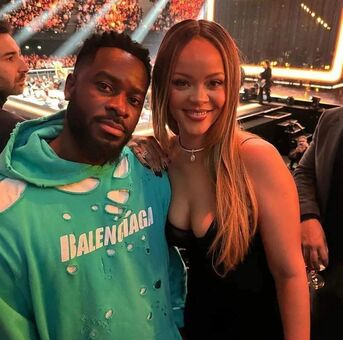 Rihanna Nude Leaks OnlyFans Photo 131