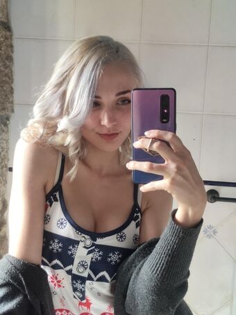 riiaasg Nude Leaks OnlyFans Photo 12