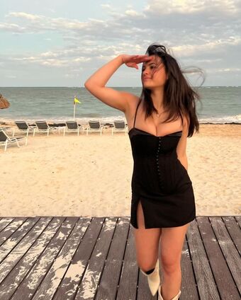 Sarabella Harris Nude Leaks OnlyFans Photo 3