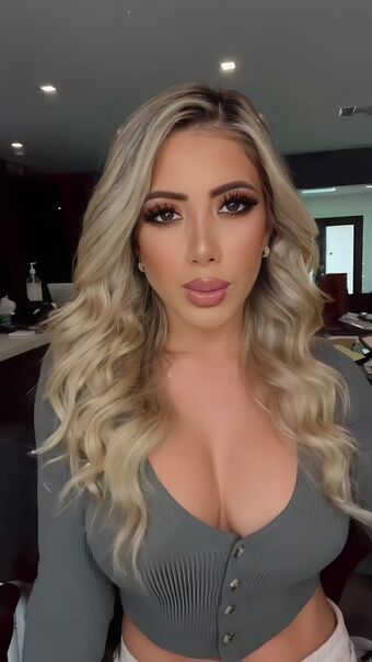 Valeria Orsini Nude Leaks OnlyFans Photo 22