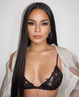 Vanessa Hudgens Nude Leaks OnlyFans Photo 186