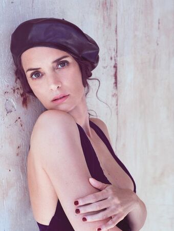 Winona Ryder Nude Leaks OnlyFans Photo 19