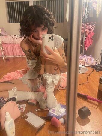 carmenhollow Nude Leaks OnlyFans Photo 12