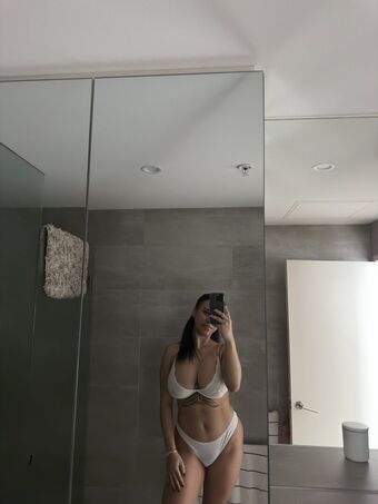 babiiijas Nude Leaks OnlyFans Photo 11