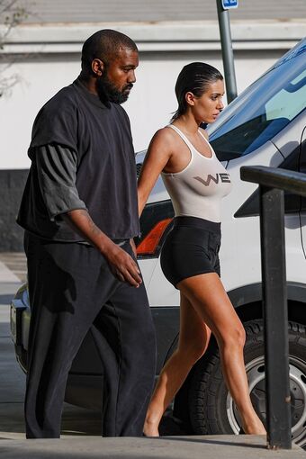 Bianca Censori Nude Leaks OnlyFans Photo 16