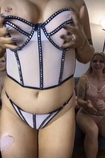 Charli Evans / charlievans / charlievanspro Nude Leaks OnlyFans  – Leaked Models