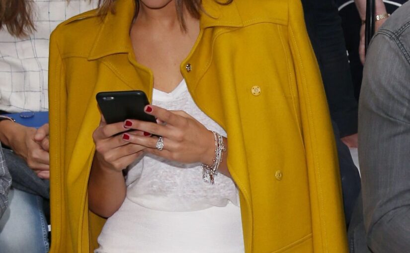 Frankie Bridge Sexy (6 Photos)