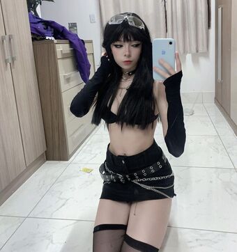 sxrtralinaa Nude Leaks OnlyFans Photo 6