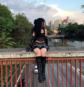 hannahnomntana / sxrtralinaa Nude Leaks OnlyFans  – Leaked Models