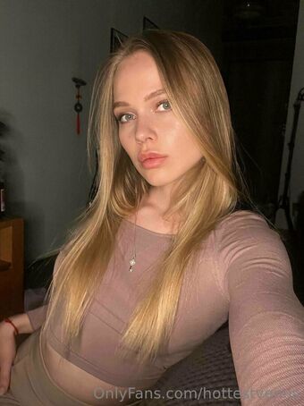 hotmiamor Nude Leaks OnlyFans Photo 16