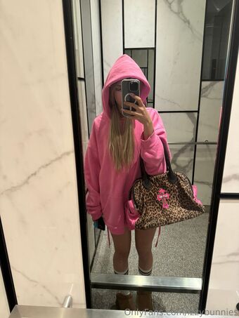 waifumiia Nude Leaks OnlyFans Photo 11