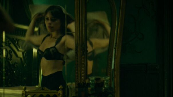 Jenna-ortega Nude Leaks OnlyFans Photo 202