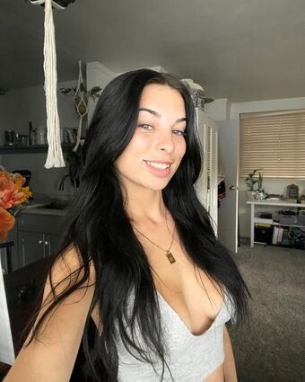 Kiala Renae Kieffer Nude Leaks OnlyFans Photo 31