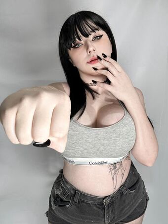 kuroishi Nude Leaks OnlyFans Photo 4