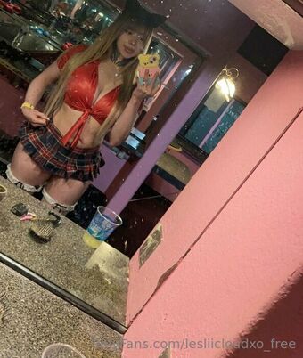 leslii.xoxo / lesliicloudxo_free Nude Leaks OnlyFans  – Leaked Models
