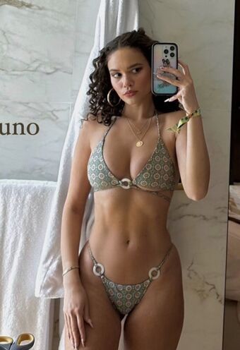 Madison Pettis Nude Leaks OnlyFans Photo 27