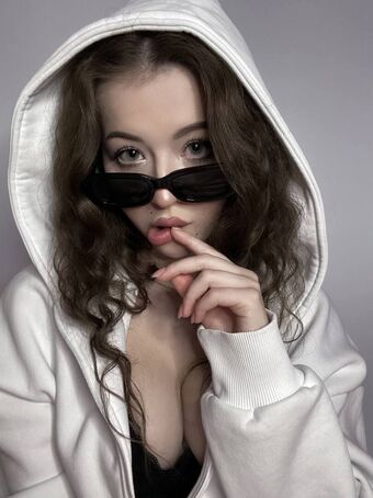 meduza_fish Nude Leaks OnlyFans  – Leaked Models