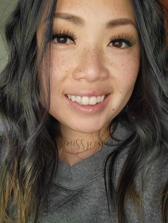 Miss Jee Yung Nude Leaks OnlyFans Photo 18