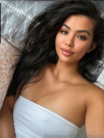 Phi Tran / feetbyphi / missphitran Nude Leaks OnlyFans  – Leaked Models