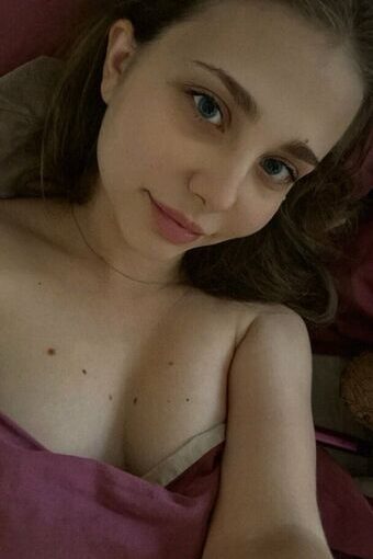 Yummy_girl / daniella_sexy / yummy_girl_420 / yummy_yellow_ Nude Leaks OnlyFans  – Leaked Models